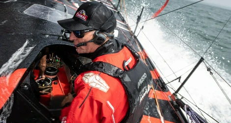 Mężczyzna na&nbsp;łódce